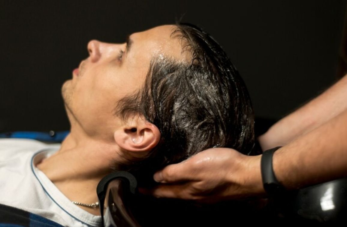 Is daily hair washing necessary? Find the right routine